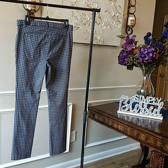 Comfort Fit Navy Blue And Tan Slim Leg Pant By Rafaella. Size 6 - Picture 6 of 17